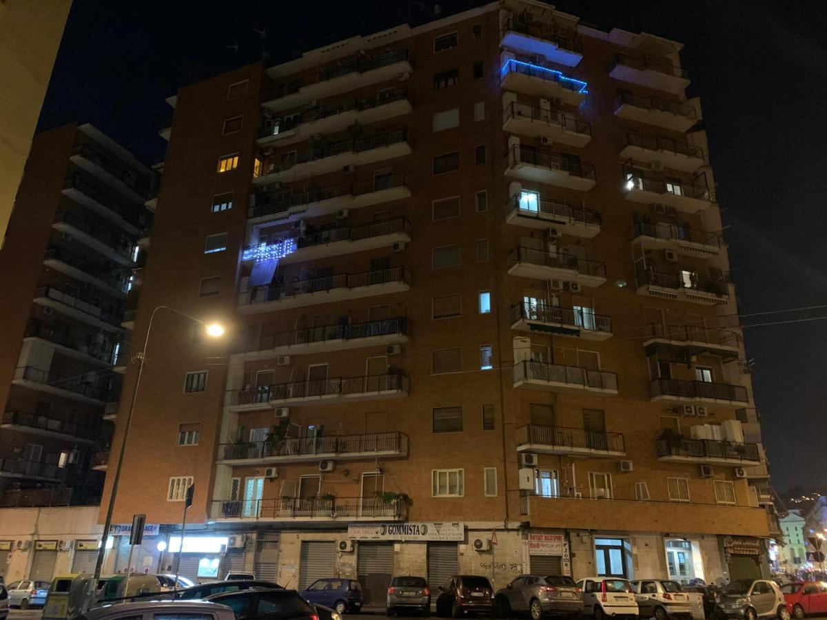 Cari Dei Home نابولي المظهر الخارجي الصورة